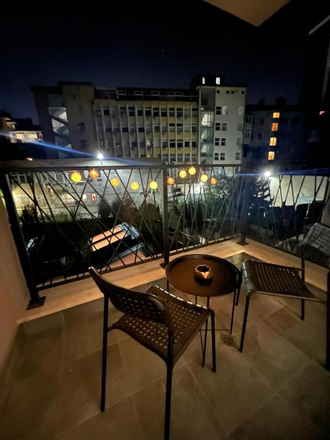 Paris Luxury Top Centre 2Bdr Apt W Work Desk And Wifi Near Nevsky Cathedral Sofia Esterno foto
